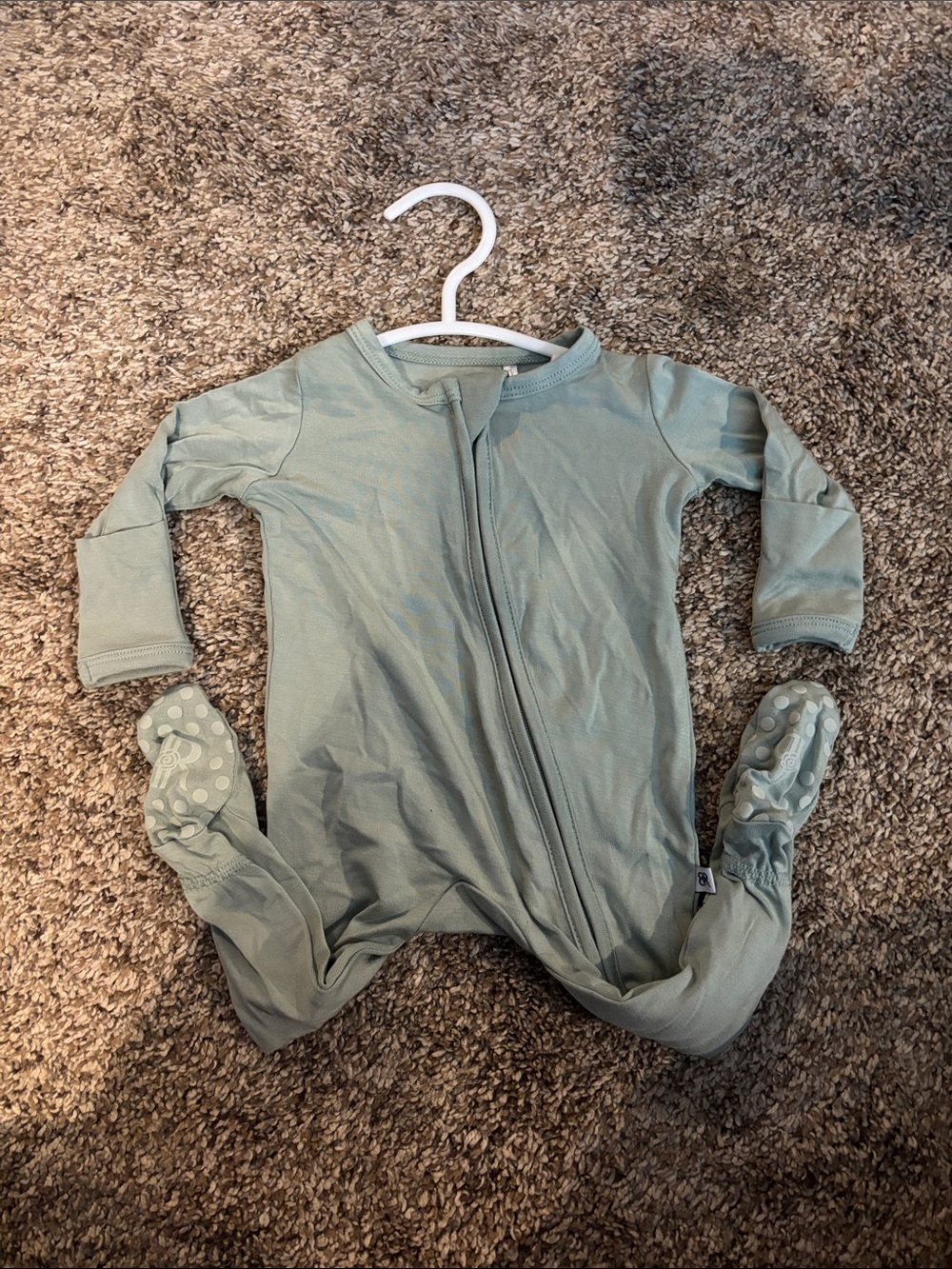 Bums and Roses Green Zippy (preemie)